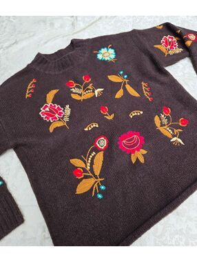 Cliche Brown Floral Embroidered Sweater Folk Art Cottagecore Pullover Medium